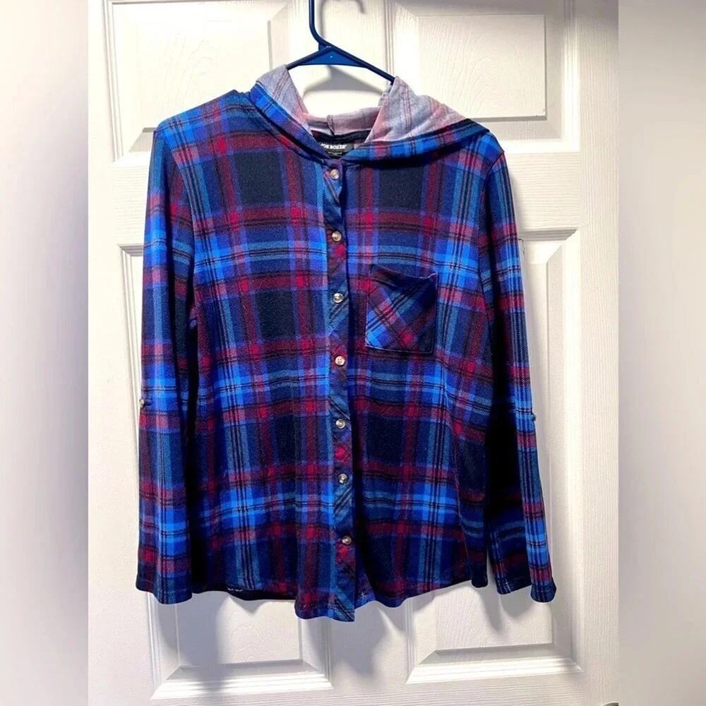 Joe Boxer Blue and Red Plaid Button Down Shirt